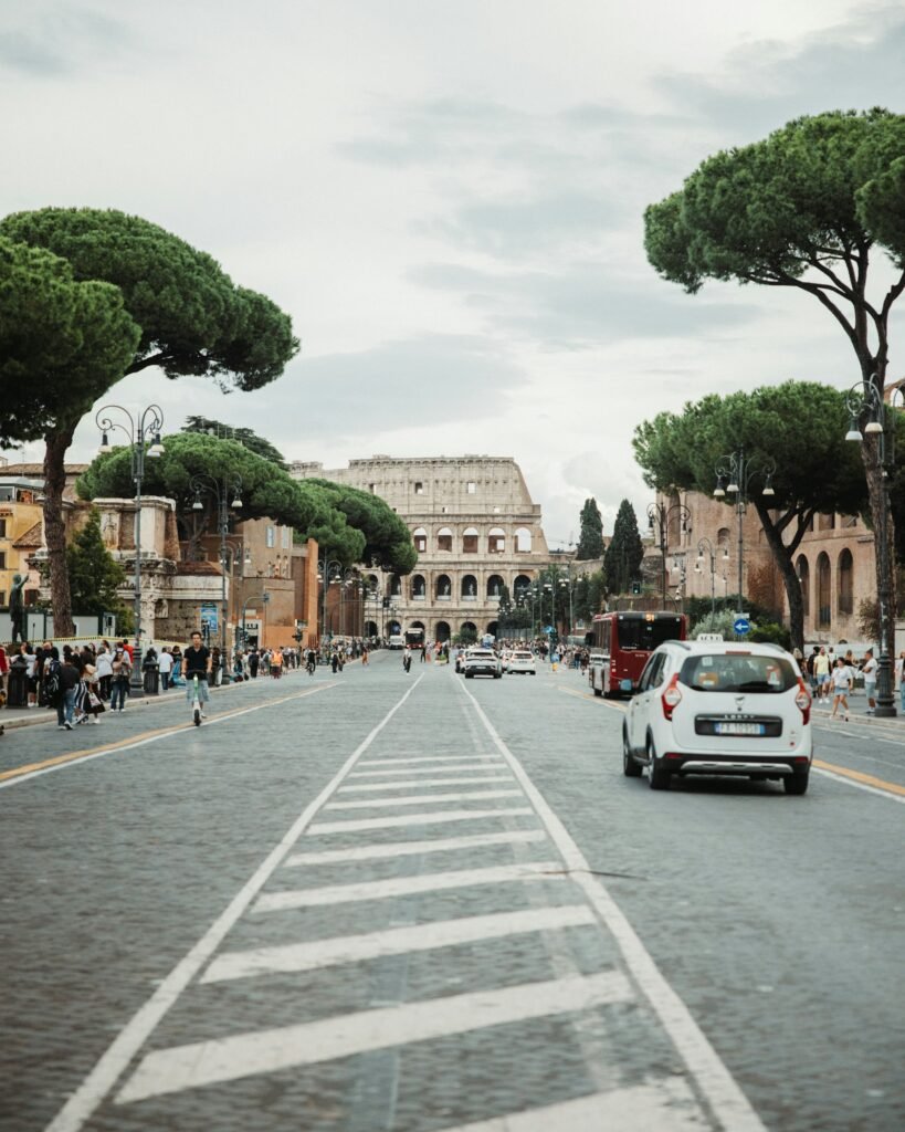 Traffic and transport Colosseum to Vatican